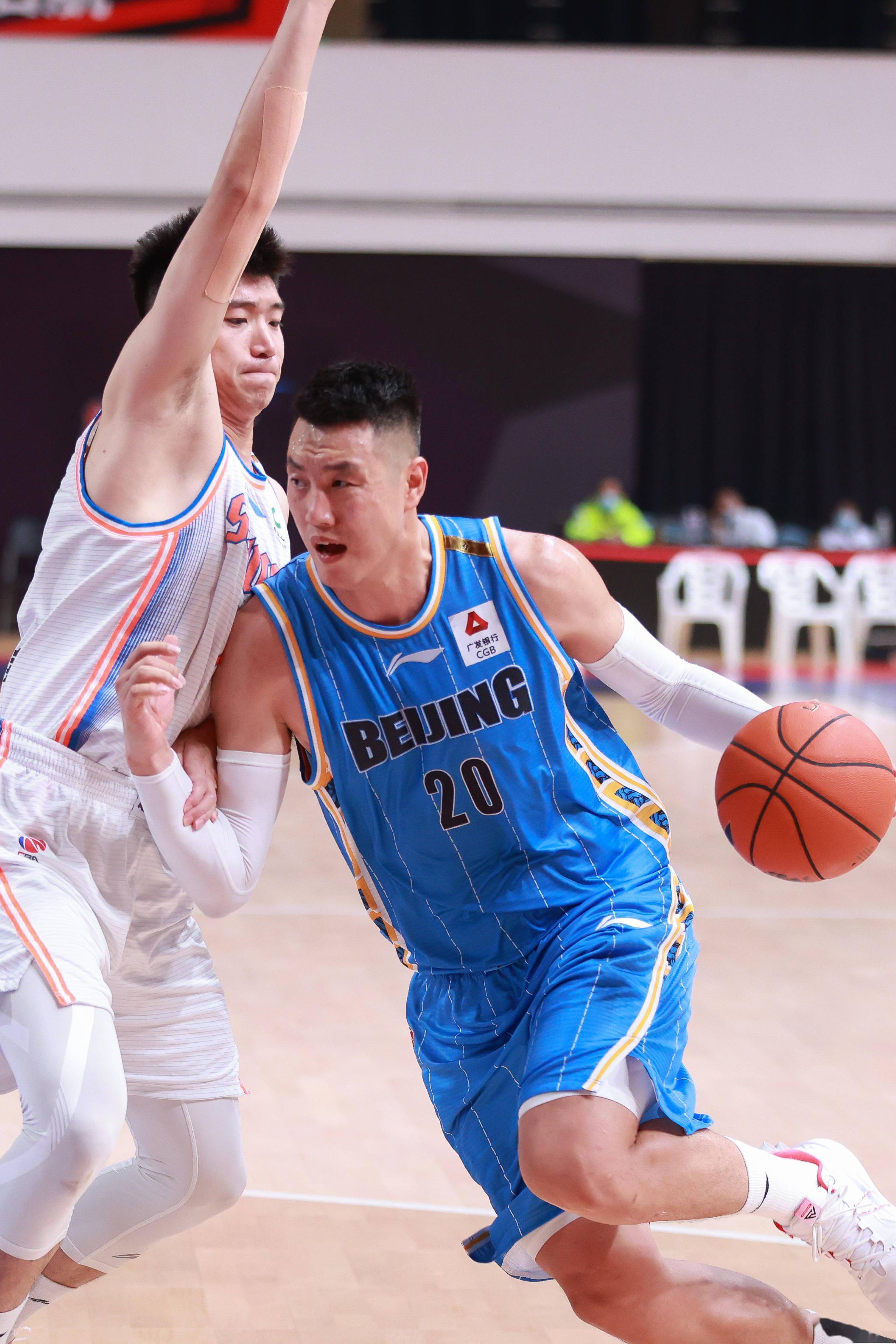 防守反击战 防守反击战